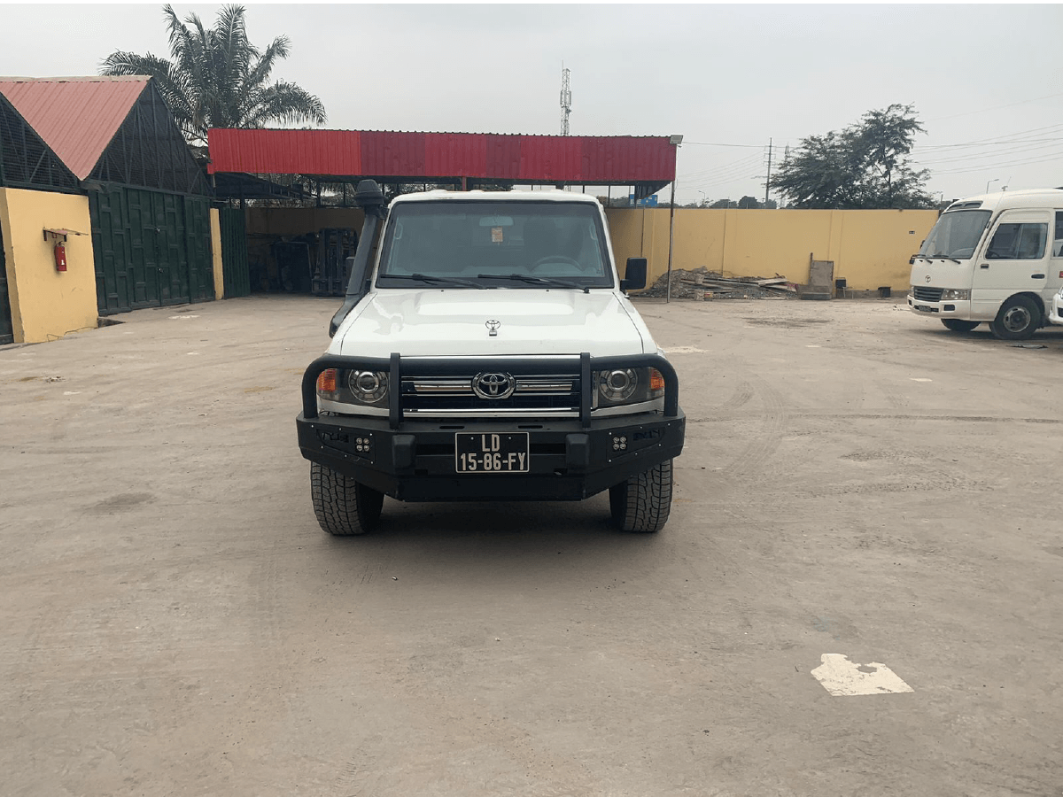 Land Cruiser HZ Cabine Dupla