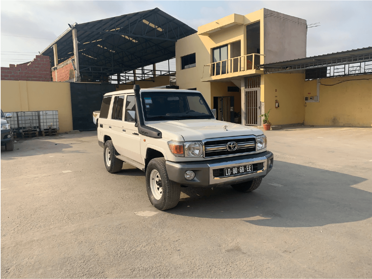 Land Cruiser HZ Executivo