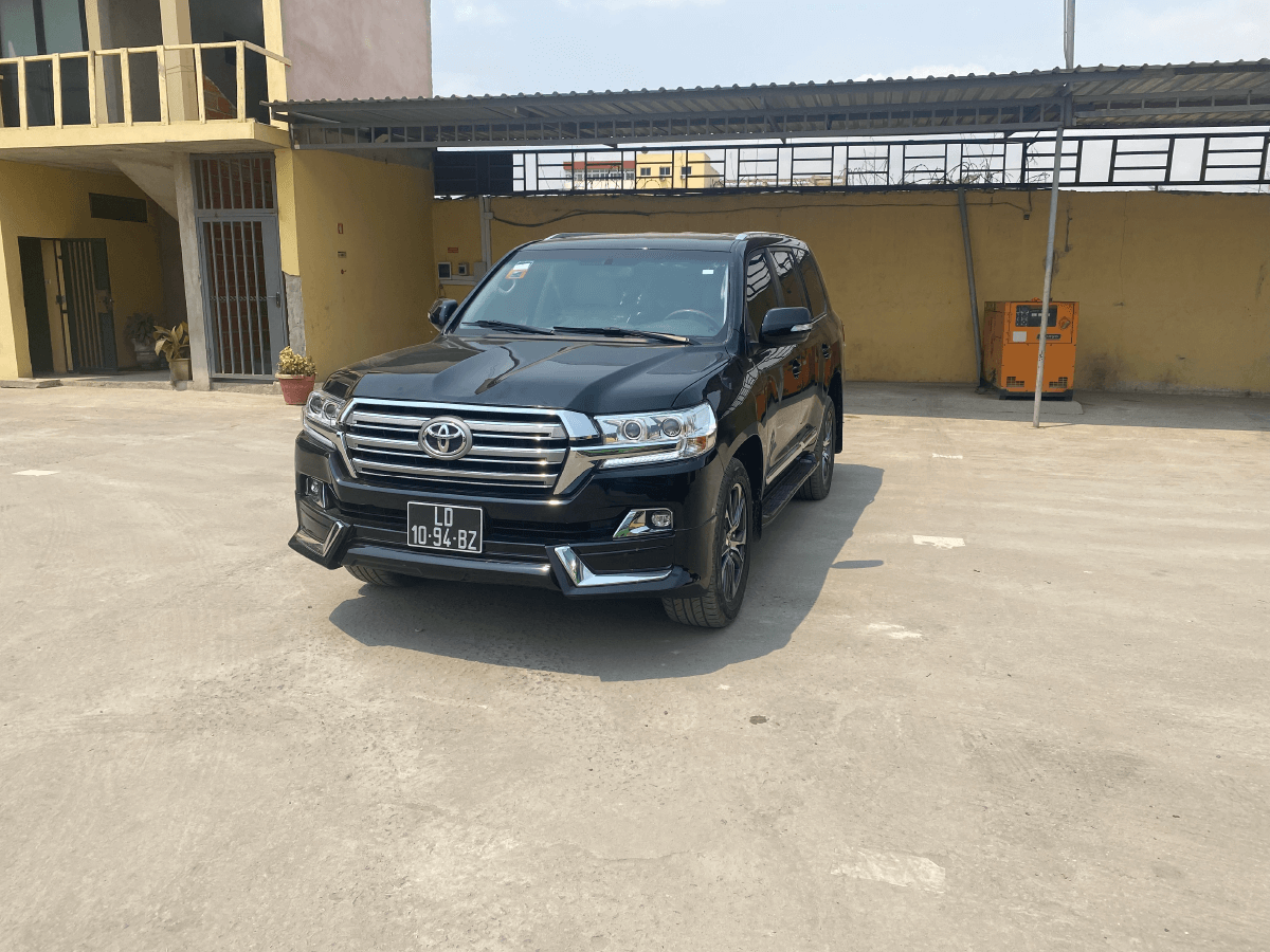 Land Cruiser V8